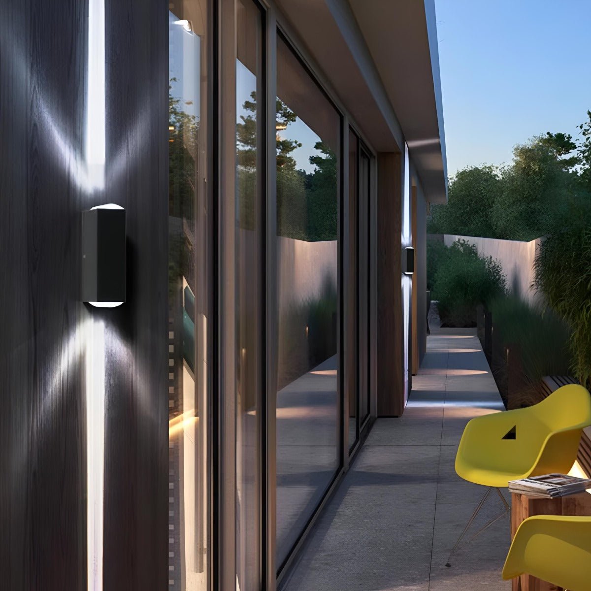 Waterproof Up and Down LED Outdoor Wall Light Spotlight