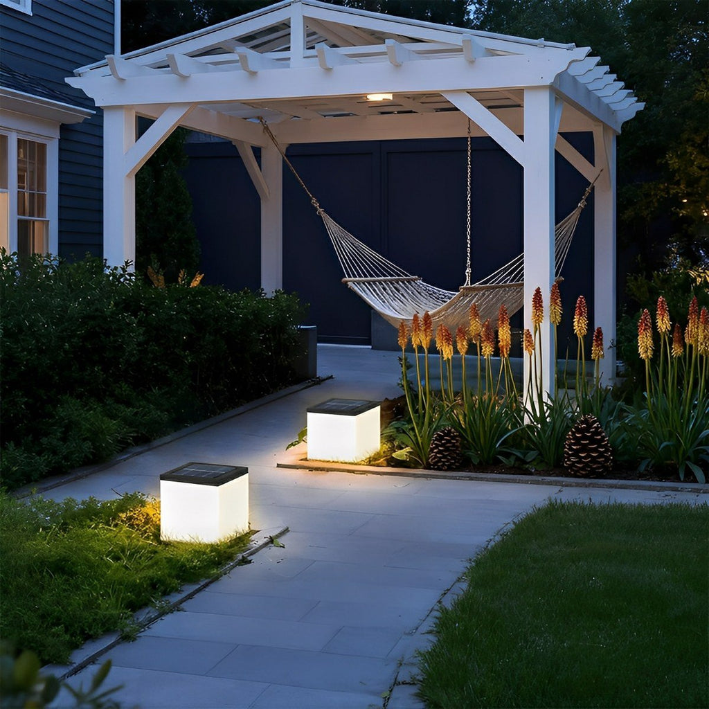 Waterproof Solar Square Cubes Outdoor LED Post Light