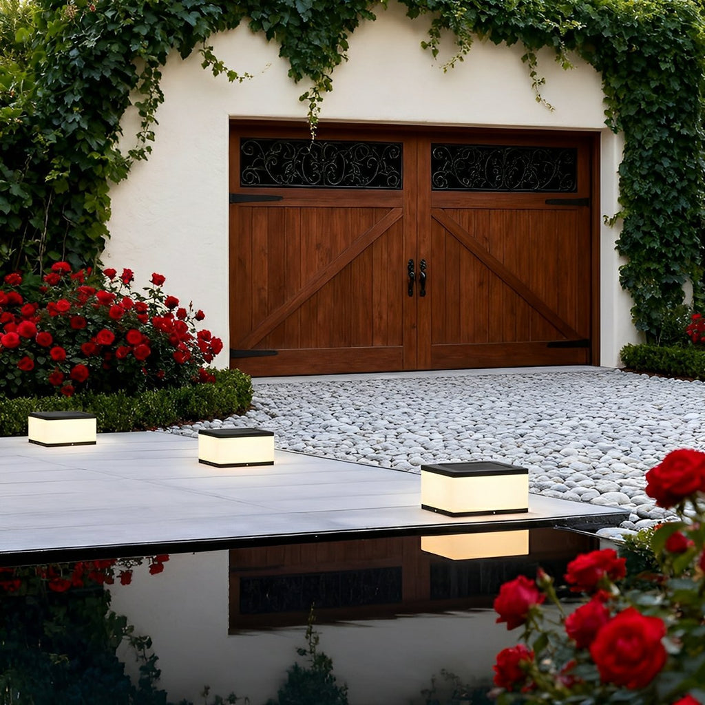 Waterproof Solar Square Cubes Outdoor LED Post Light